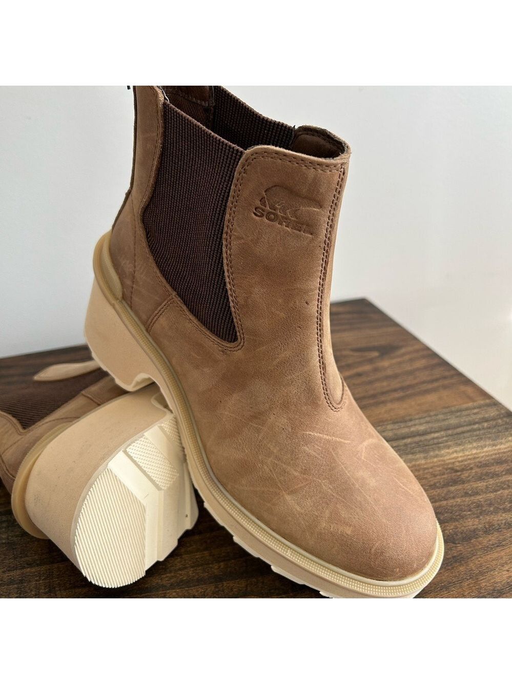SOREL Women’s Hi-Line Heel Chelsea Boots, Size 7. - Picture 11 of 11